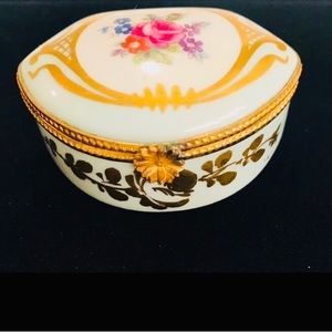 LEMOGES EARLY VINTAGE FRANCE TRINKET BOX